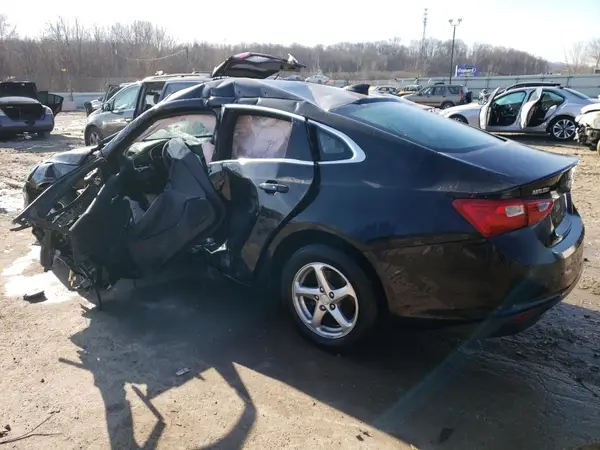 1G1ZC5ST2JF152999 2018 CHEVROLET MALIBU - Image 2