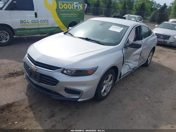 1G1ZC5ST2JF245988 2018 CHEVROLET MALIBU - Image 2