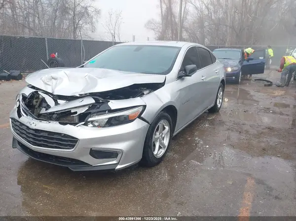 1G1ZC5ST2JF287366 2018 CHEVROLET MALIBU - Image 2