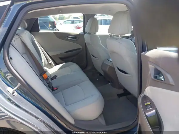 1G1ZC5ST2KF185521 2019 CHEVROLET MALIBU - Image 8