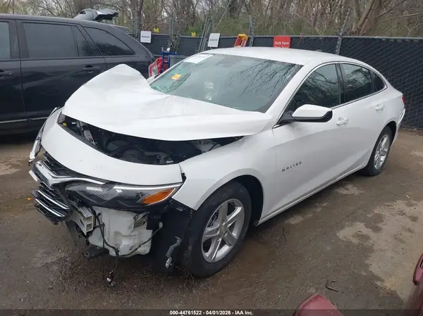 1G1ZC5ST2KF213205 2019 CHEVROLET MALIBU - Image 2