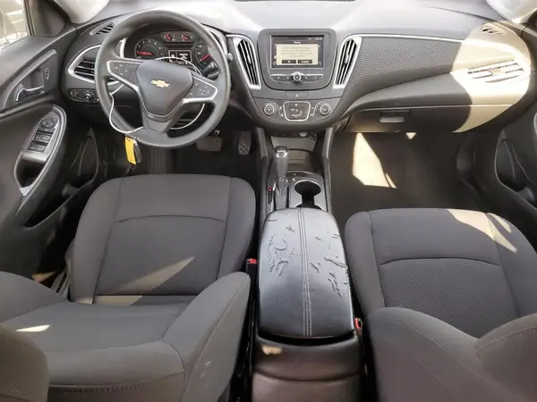 1G1ZC5ST3HF262096 2017 CHEVROLET MALIBU - Image 8