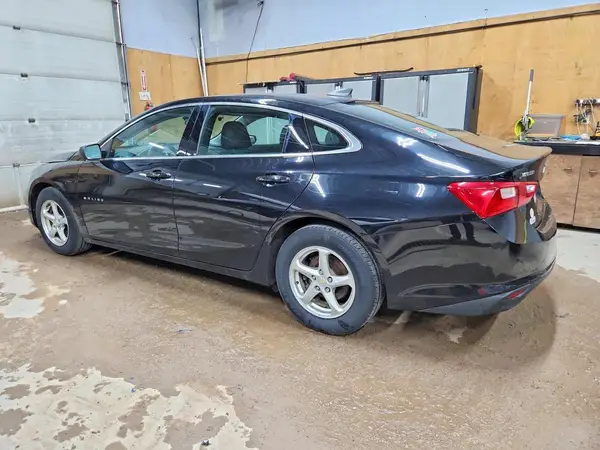 1G1ZC5ST3JF159735 2018 CHEVROLET MALIBU - Image 2