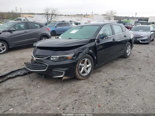 1G1ZC5ST3JF161064 2018 CHEVROLET MALIBU - Image 2