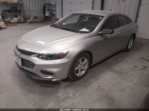 1G1ZC5ST3JF195179 2018 CHEVROLET MALIBU - Image 2