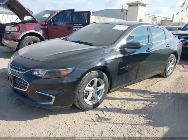 1G1ZC5ST3JF222350 2018 CHEVROLET MALIBU - Image 2