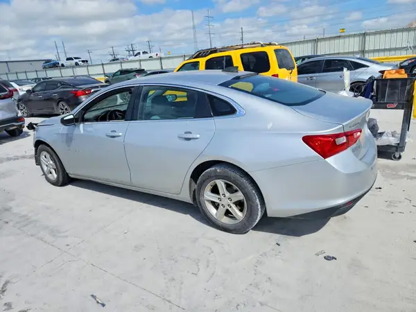 1G1ZC5ST3KF155685 2019 CHEVROLET MALIBU - Image 2