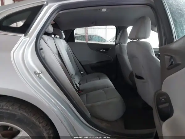 1G1ZC5ST3KF193840 2019 CHEVROLET MALIBU - Image 8
