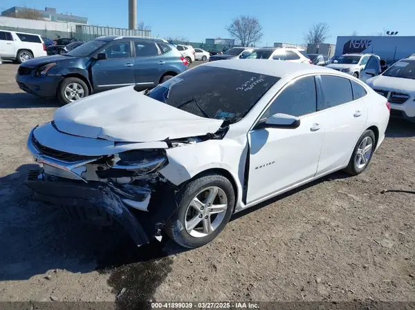1G1ZC5ST3KF196821 2019 CHEVROLET MALIBU - Image 2