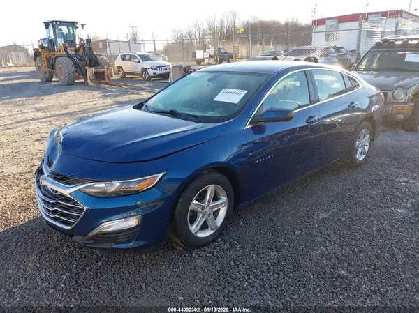 1G1ZC5ST3KF211740 2019 CHEVROLET MALIBU - Image 2