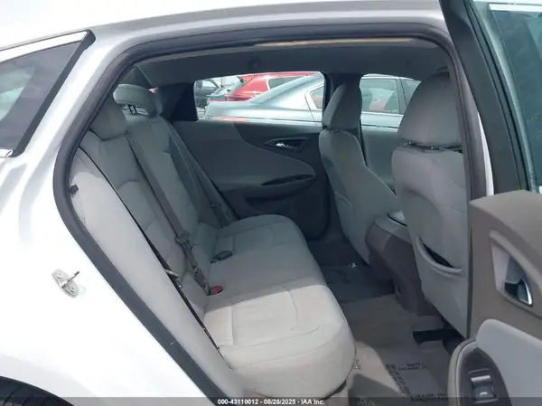 1G1ZC5ST3KF213567 2019 CHEVROLET MALIBU - Image 8
