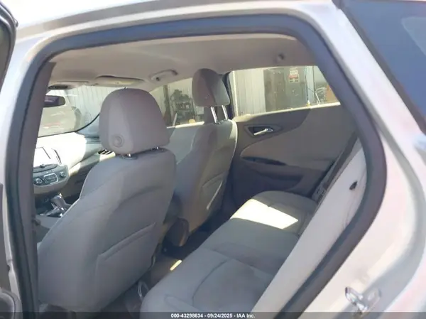 1G1ZC5ST4HF180278 2017 CHEVROLET MALIBU - Image 8