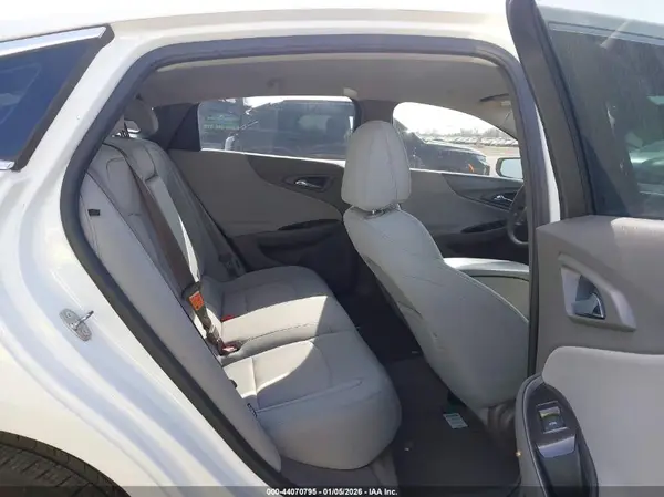 1G1ZC5ST4HF221668 2017 CHEVROLET MALIBU - Image 8