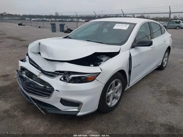 1G1ZC5ST4HF225770 2017 CHEVROLET MALIBU - Image 2