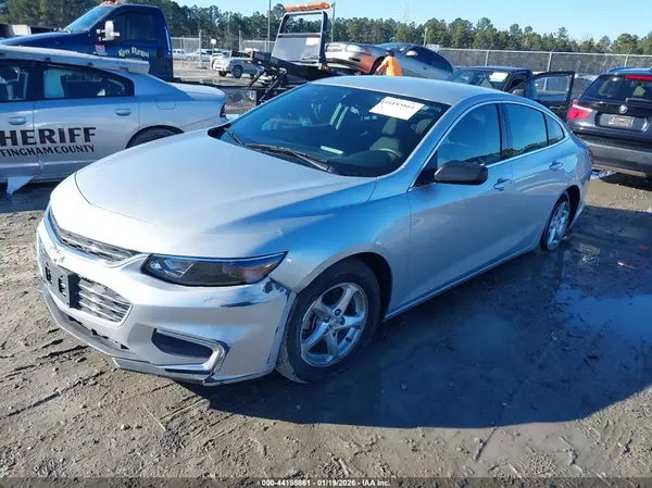 1G1ZC5ST4HF246022 2017 CHEVROLET MALIBU - Image 2