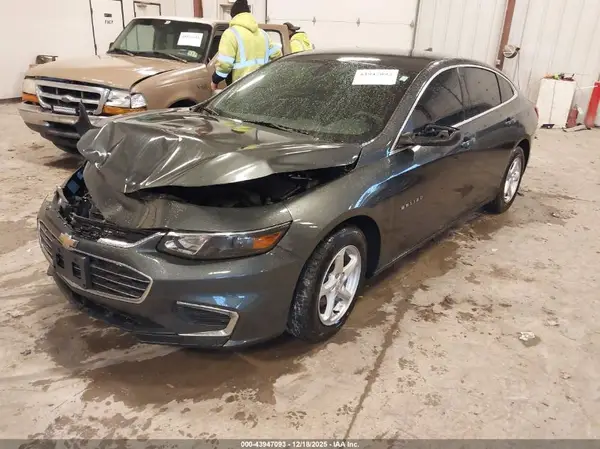1G1ZC5ST4HF259109 2017 CHEVROLET MALIBU - Image 2