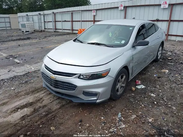 1G1ZC5ST4HF261846 2017 CHEVROLET MALIBU - Image 2