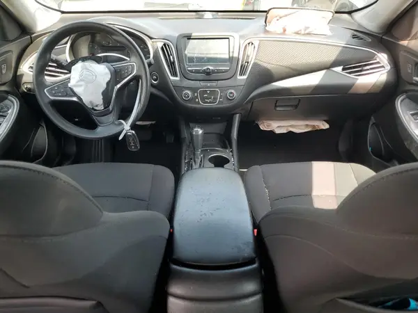 1G1ZC5ST4HF262687 2017 CHEVROLET MALIBU - Image 8
