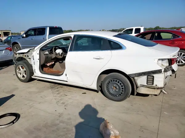1G1ZC5ST4JF225290 2018 CHEVROLET MALIBU - Image 2