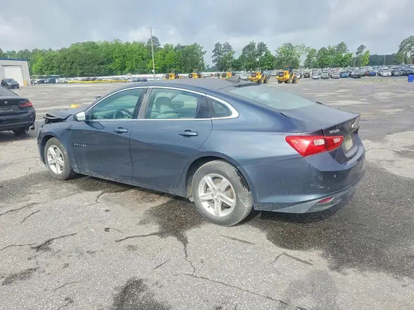 1G1ZC5ST4KF152102 2019 CHEVROLET MALIBU - Image 2