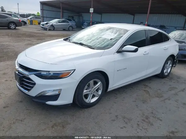 1G1ZC5ST4KF197296 2019 CHEVROLET MALIBU - Image 2