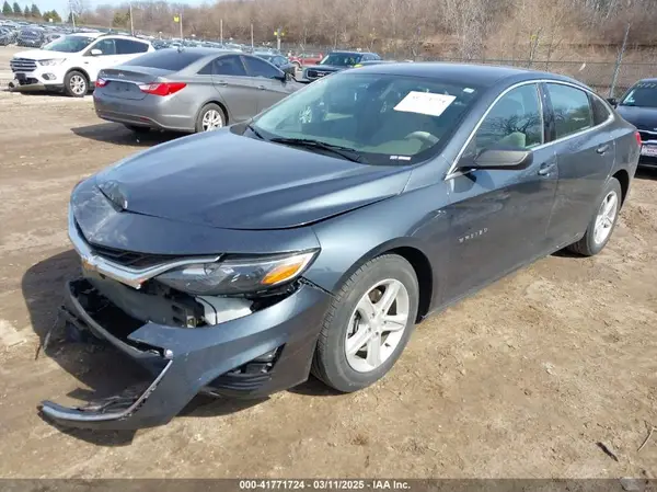1G1ZC5ST4KF208863 2019 CHEVROLET MALIBU - Image 2