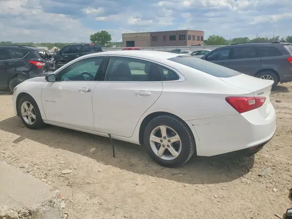 1G1ZC5ST4LF010155 2020 CHEVROLET MALIBU - Image 2