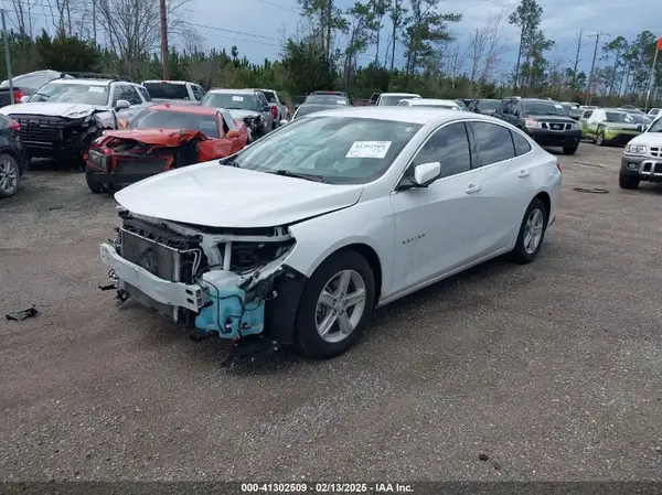 1G1ZC5ST4LF099824 2020 CHEVROLET MALIBU - Image 2