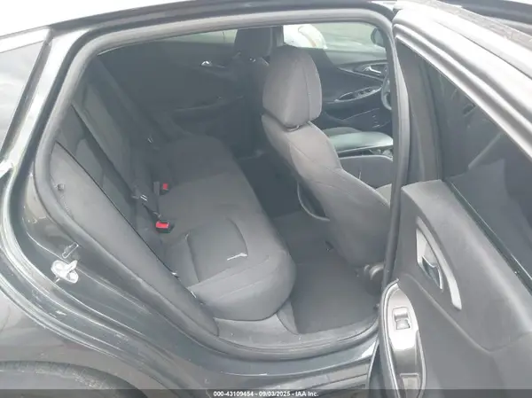 1G1ZC5ST5HF212333 2017 CHEVROLET MALIBU - Image 8