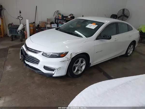 1G1ZC5ST5HF221680 2017 CHEVROLET MALIBU - Image 2