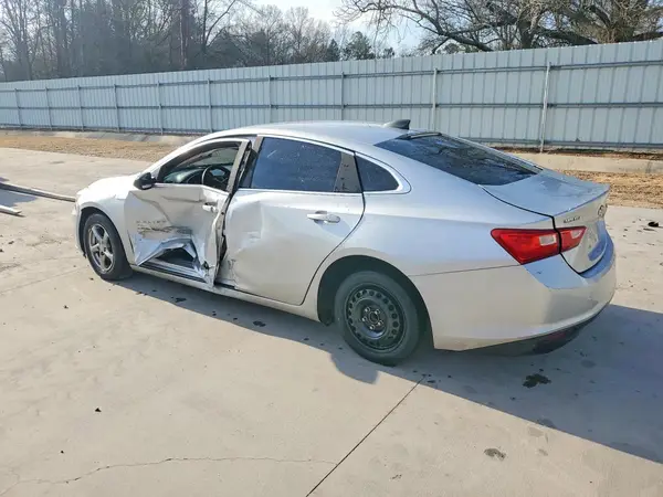 1G1ZC5ST5HF225521 2017 CHEVROLET MALIBU - Image 2