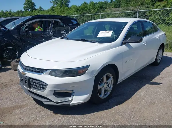 1G1ZC5ST5HF230377 2017 CHEVROLET MALIBU - Image 2