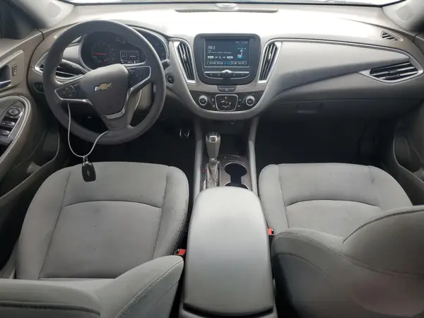 1G1ZC5ST5HF268126 2017 CHEVROLET MALIBU - Image 8