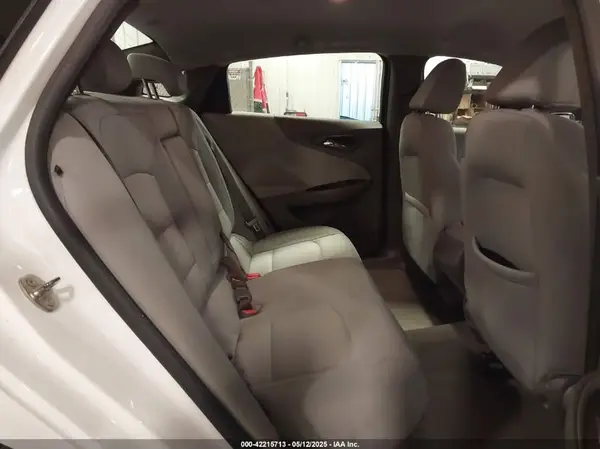 1G1ZC5ST5HF269020 2017 CHEVROLET MALIBU - Image 8