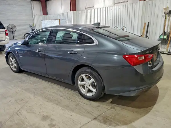 1G1ZC5ST5JF152060 2018 CHEVROLET MALIBU - Image 2