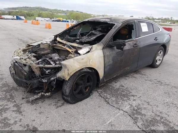 1G1ZC5ST5JF192400 2018 CHEVROLET MALIBU - Image 2