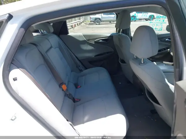1G1ZC5ST5JF199573 2018 CHEVROLET MALIBU - Image 8