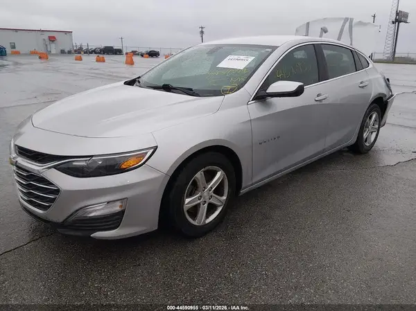 1G1ZC5ST5KF176537 2019 CHEVROLET MALIBU - Image 2