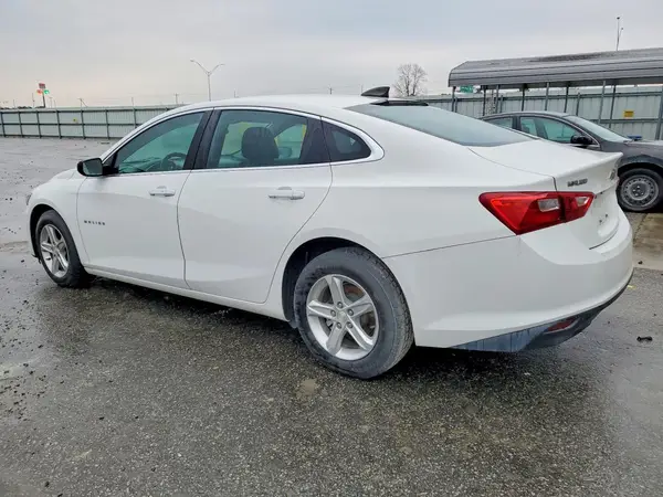 1G1ZC5ST5KF210864 2019 CHEVROLET MALIBU - Image 2
