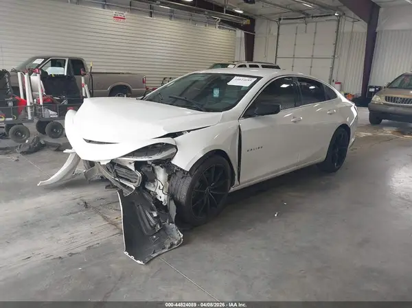 1G1ZC5ST6JF193068 2018 CHEVROLET MALIBU - Image 2