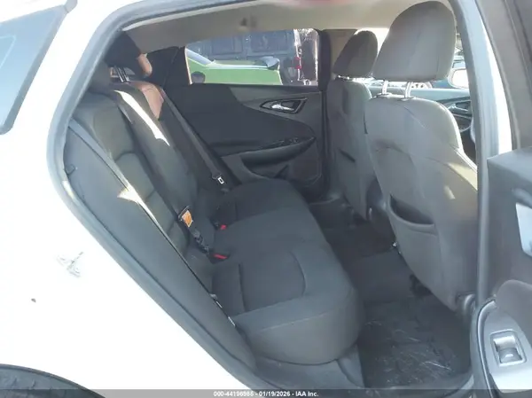 1G1ZC5ST6KF138816 2019 CHEVROLET MALIBU - Image 8