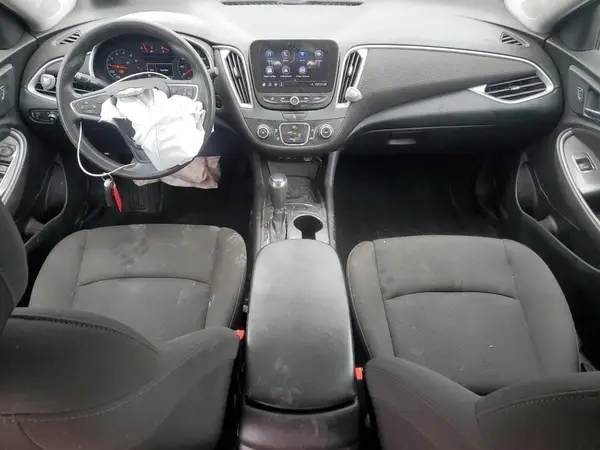 1G1ZC5ST6KF169757 2019 CHEVROLET MALIBU - Image 8