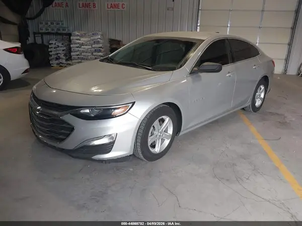 1G1ZC5ST6KF202952 2019 CHEVROLET MALIBU - Image 2