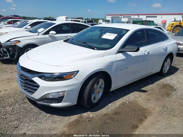 1G1ZC5ST6LF025773 2020 CHEVROLET MALIBU - Image 2