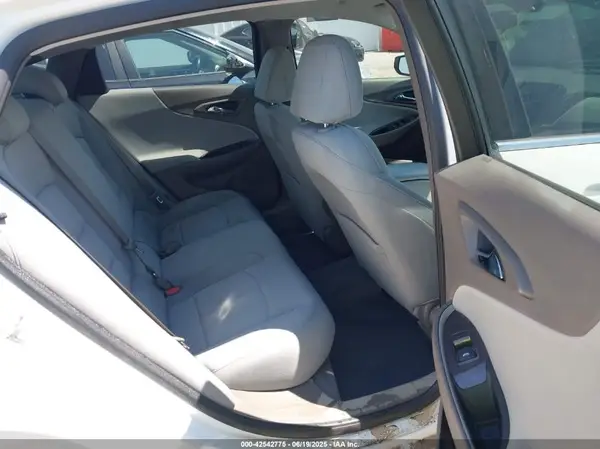 1G1ZC5ST6LF025773 2020 CHEVROLET MALIBU - Image 8