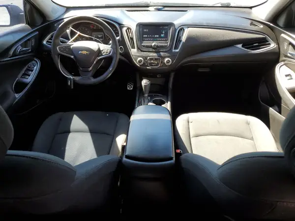 1G1ZC5ST7HF143838 2017 CHEVROLET MALIBU - Image 8