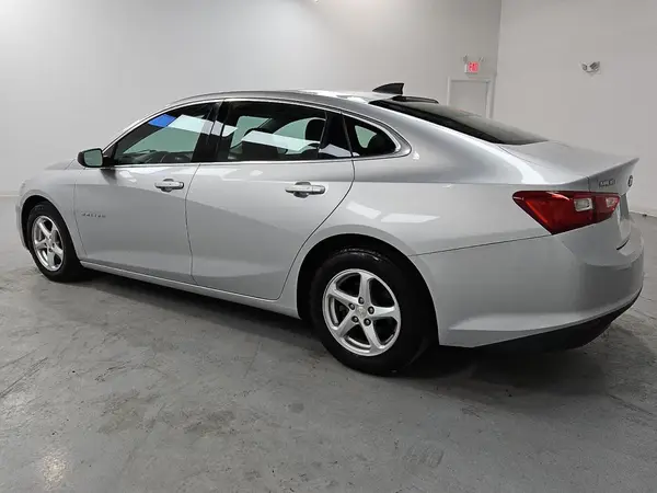 1G1ZC5ST7HF259251 2017 CHEVROLET MALIBU - Image 2