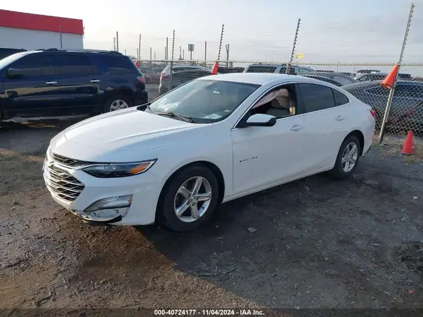 1G1ZC5ST7KF209716 2019 CHEVROLET MALIBU - Image 2