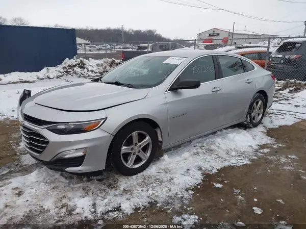 1G1ZC5ST7KF210297 2019 CHEVROLET MALIBU - Image 2