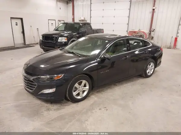 1G1ZC5ST7PF123913 2023 CHEVROLET MALIBU - Image 2